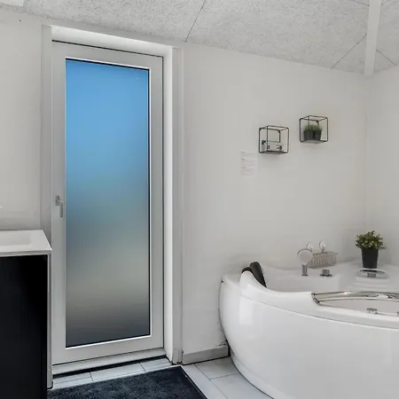 Eerika - 500m To The Fjord By Interhome Feriehus *